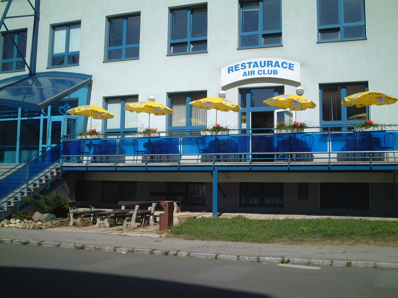FBA spol. s r.o. LETI�T� PRAHA