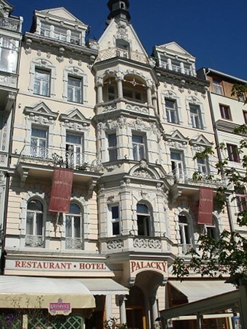 HOTEL PALACK